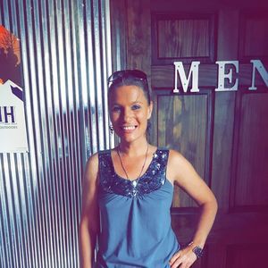 Meet your Posher, Dena